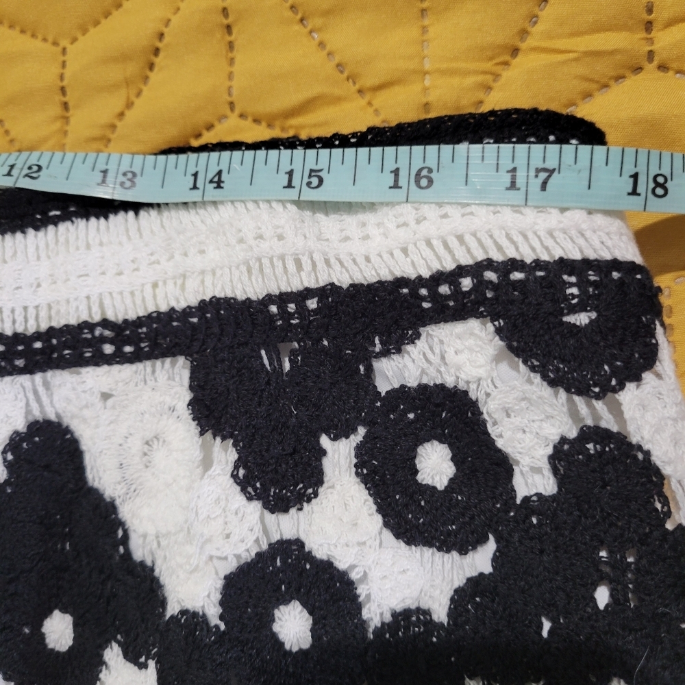 Avec Les Filles NWT Crochet Skirt In Black White Size XL/XXL - Picture 7 of 9